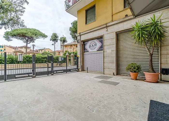 Guesthost - Bright Rapallo