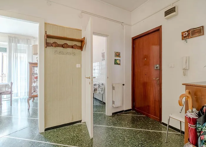 Guesthost - Bright Rapallo